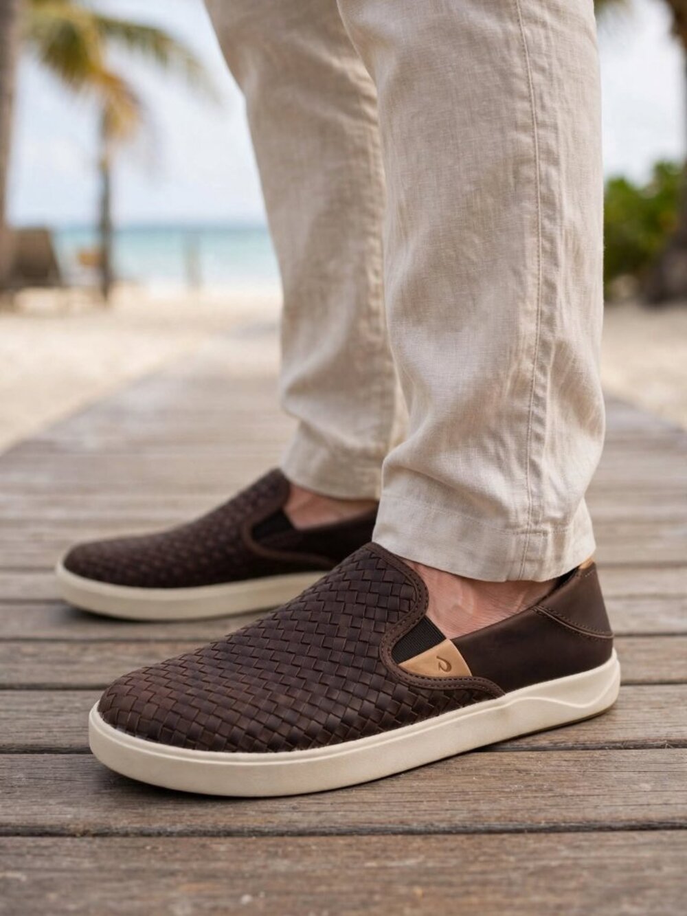 OluKai Lae‘ahi Lauhala Woven Leather Slip On Sneakers Shoes $165 in Dark Java